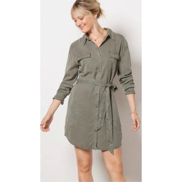Evereve Peyton Shirt Dress Utility Dress Button Up Pockets Belted Olive Medium - Picture 1 of 12